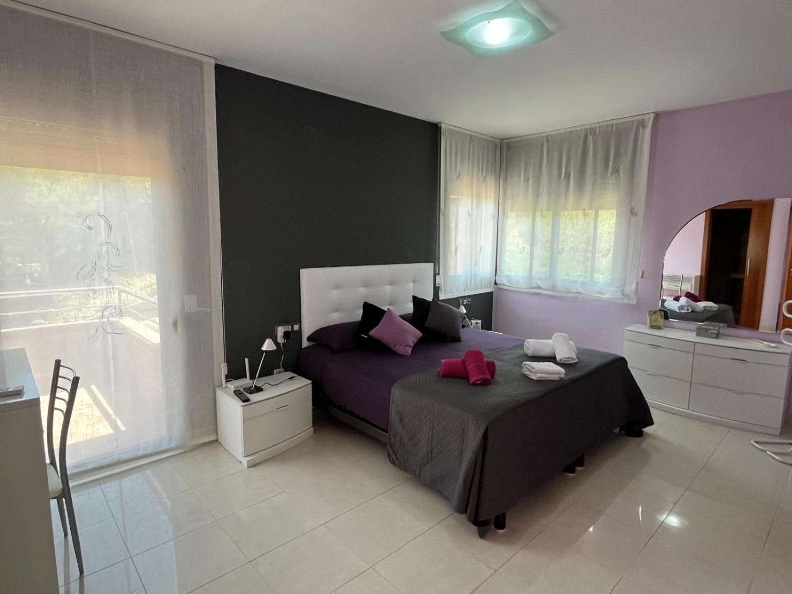 Washingtonia Villa Near Sitges Canyelles  Exterior photo