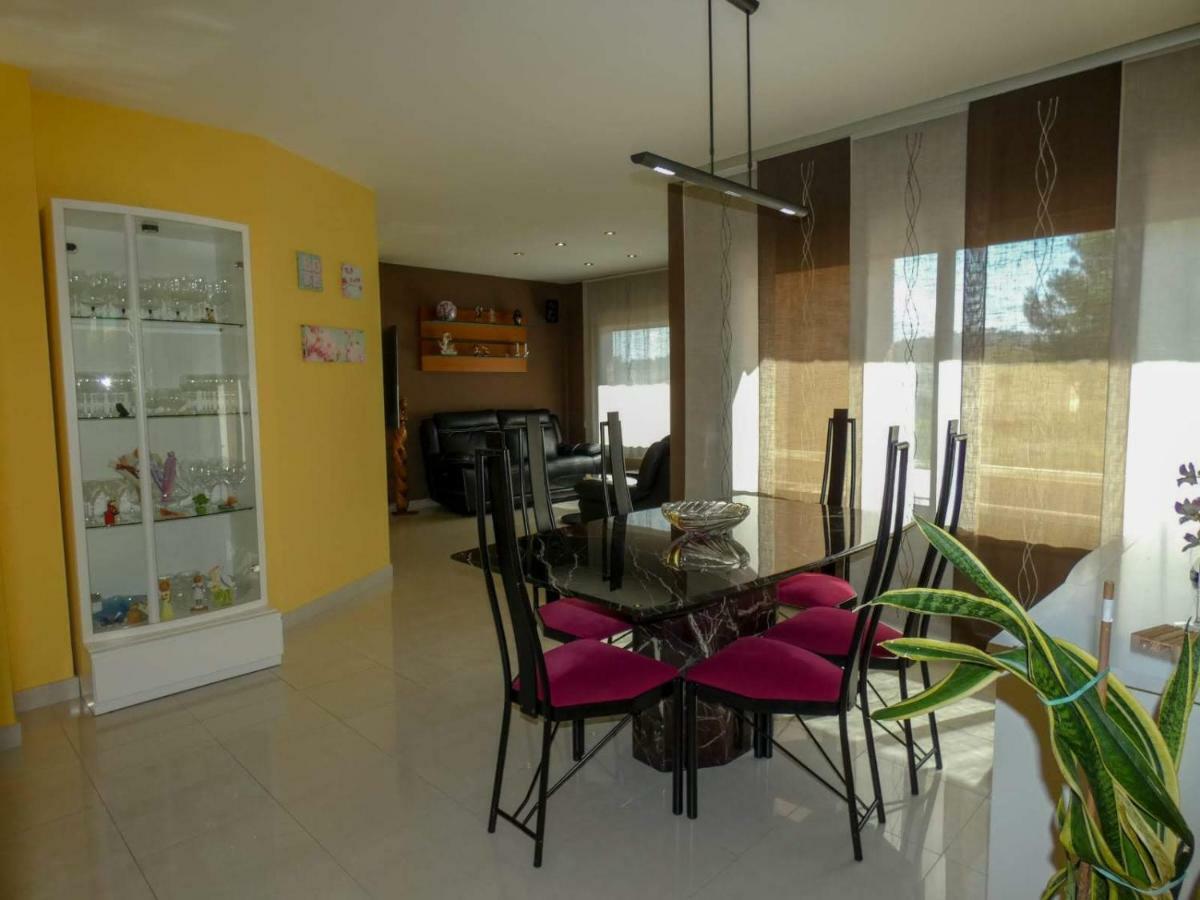 Washingtonia Villa Near Sitges Canyelles  Exterior photo