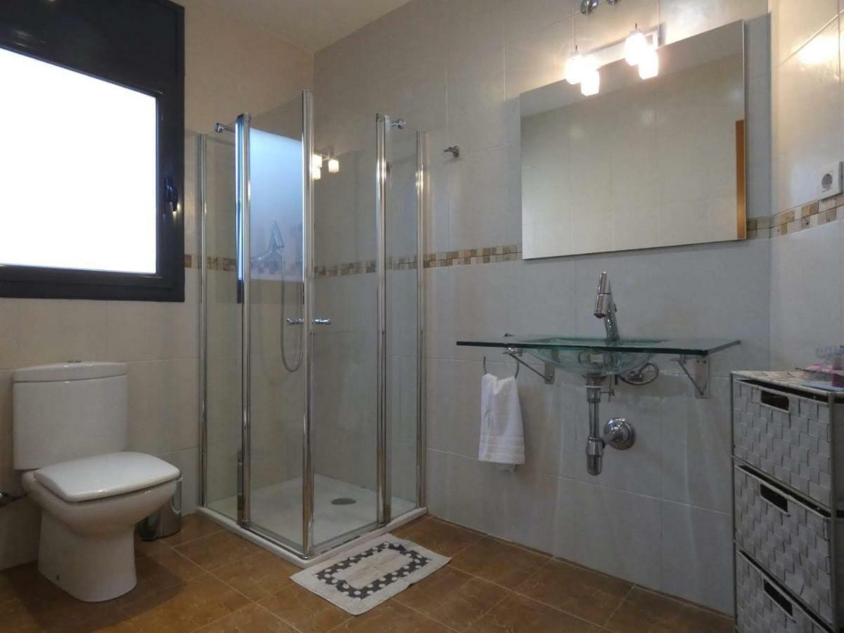 Washingtonia Villa Near Sitges Canyelles  Exterior photo